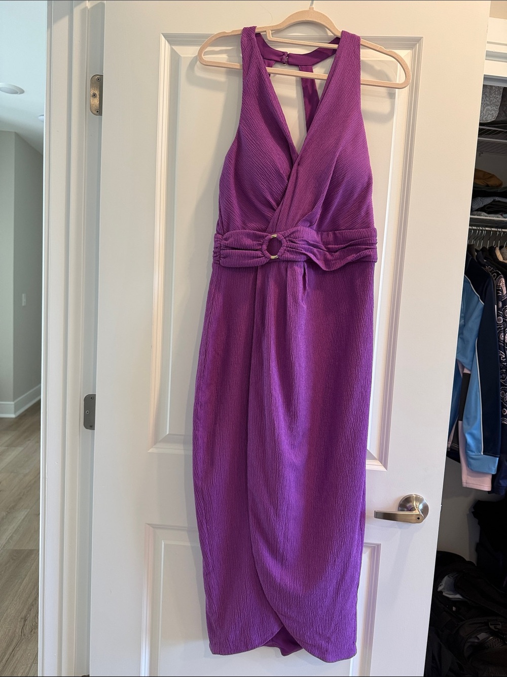 Sleeveless Purple Midi Dress with Ring-Waist Detail